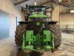 John Deere 8R 340 Signature Edition tractor 2