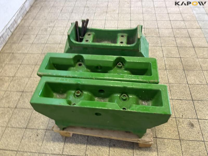 John Deere basic weight blocks 4