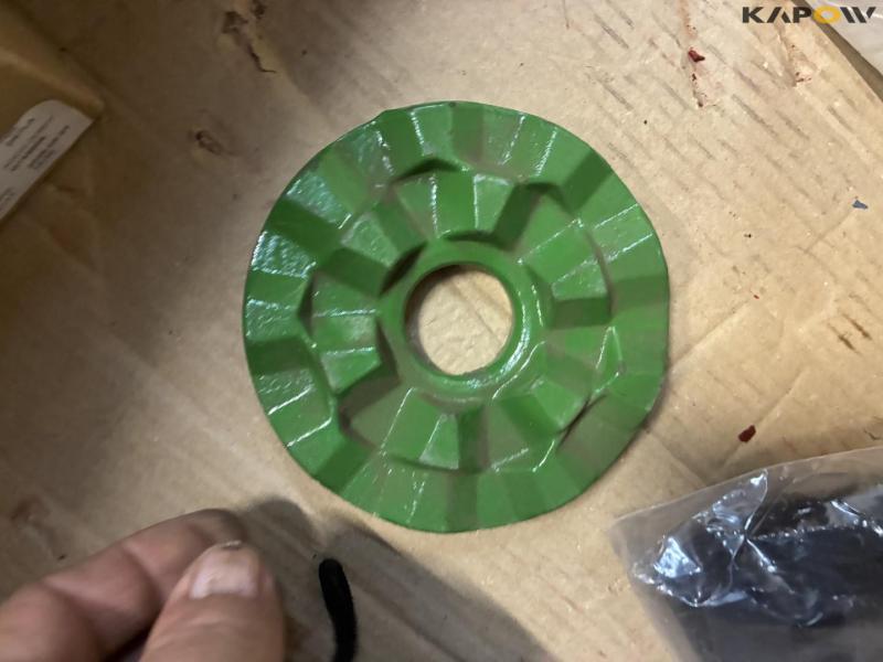 John Deere parts 22