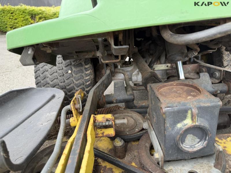 John Deere F725 lawn mower 15