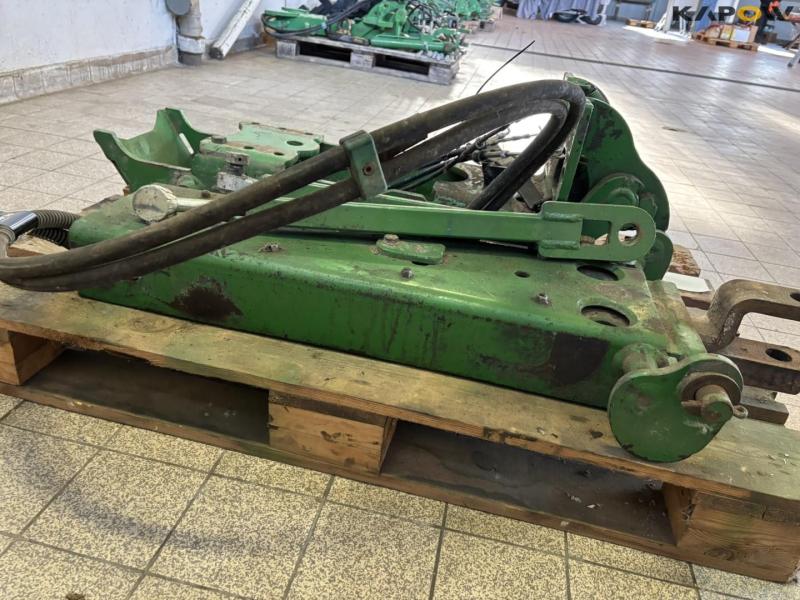 John Deere hitch towing bracket 13