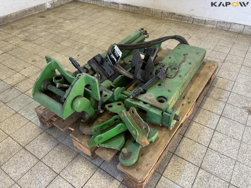 John Deere hitch towing bracket 1