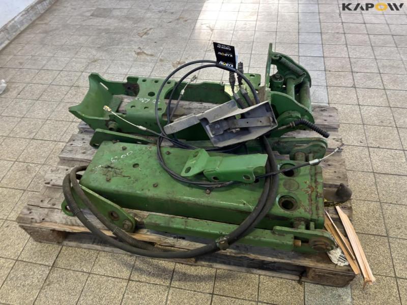 John Deere hitch towing bracket 4