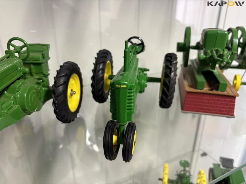 John Deere model tractors 14