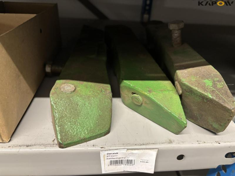 John Deere spare parts - new 34