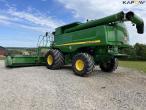 John Deere S690i combine with 630R 30-foot header 7