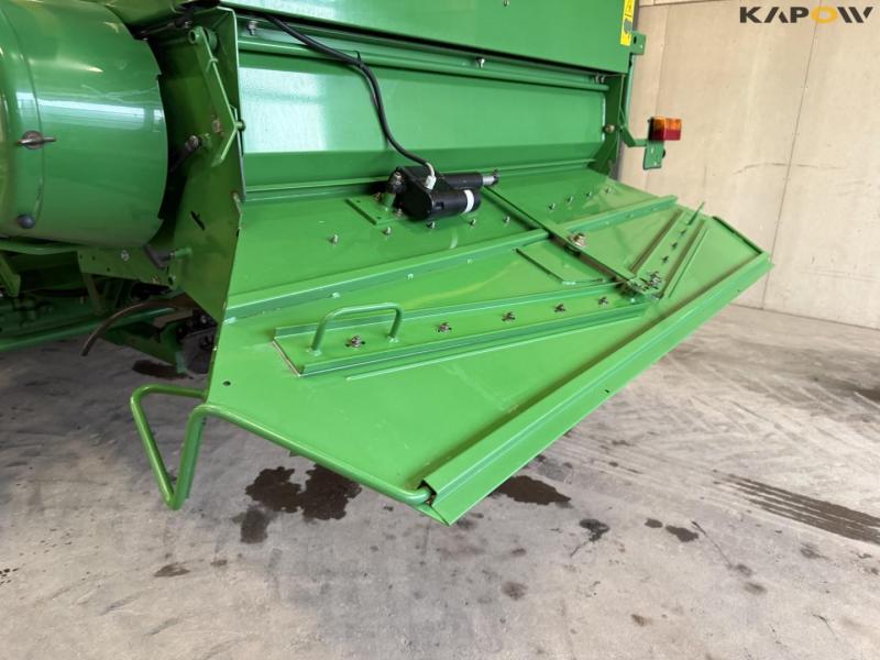 John Deere T660i with 30 foot header 21