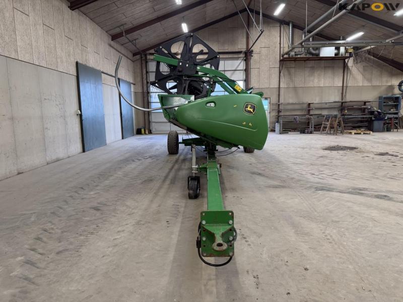 John Deere T660i with 30 foot header 64