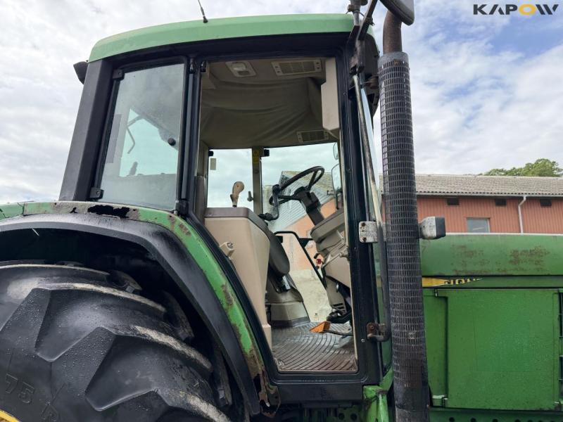 John Deere tractor 21