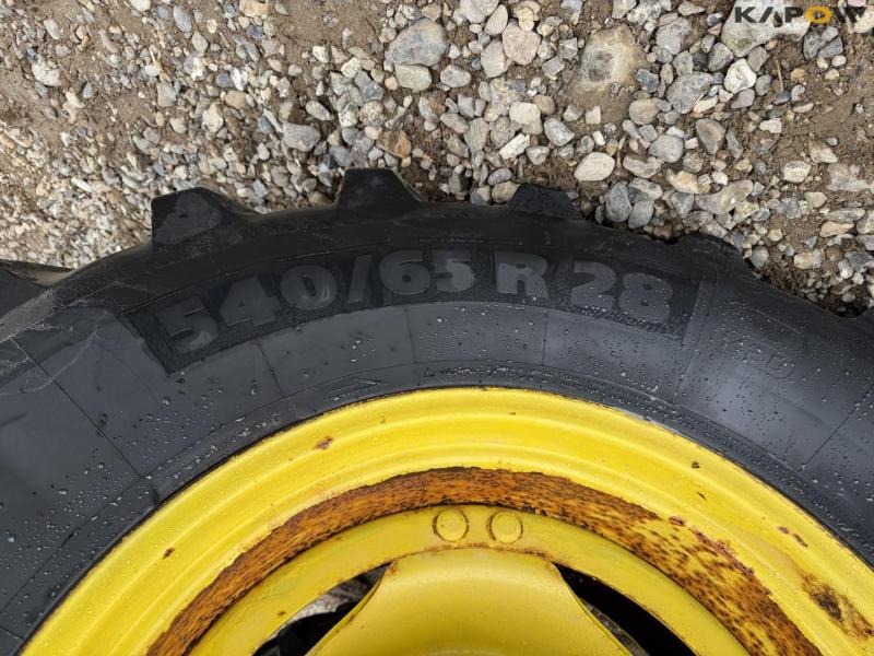 John Deere tractor 71