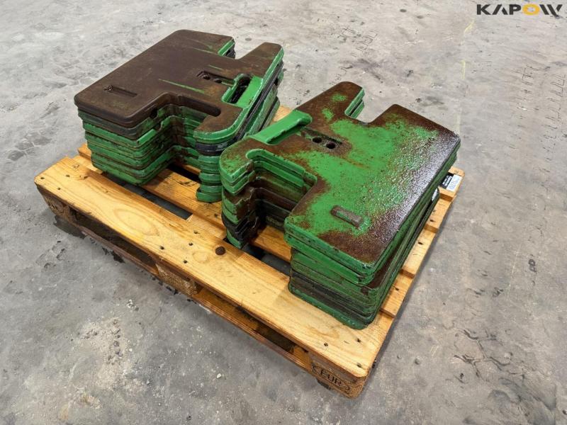 John Deere weight plates - 14 pcs. 50kg each 1