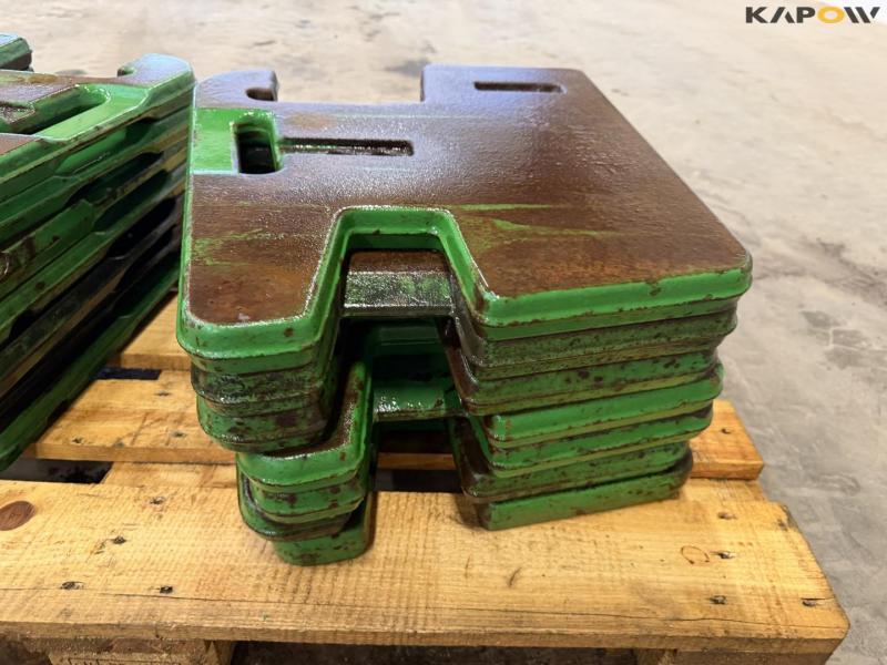 John Deere weight plates - 14 pcs. 50kg each 11