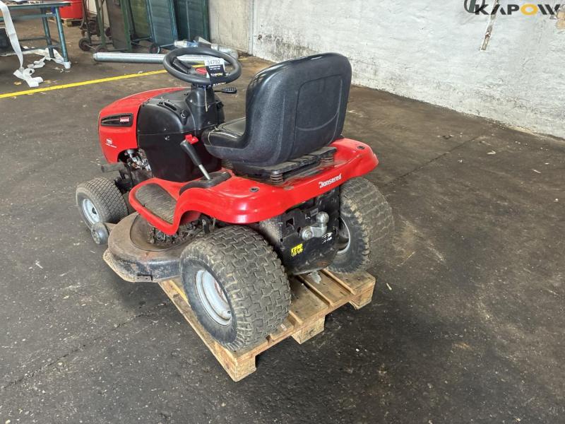 Jonsered LT2217A lawn tractor 6