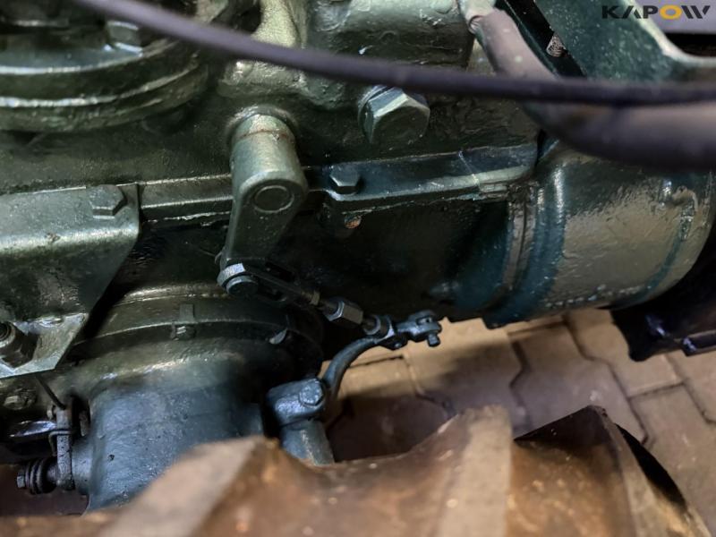 Jrus tool carrier with broom 30