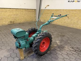Jrus tool carrier