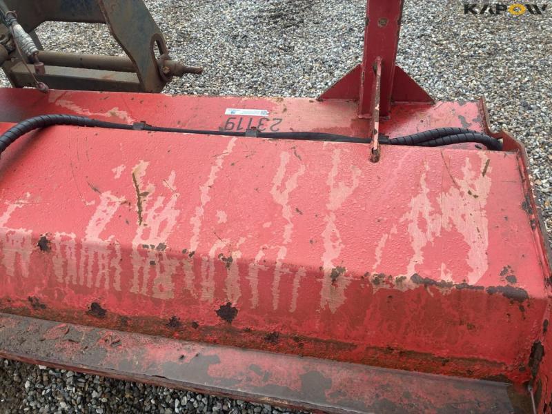 JST hydraulic broom with three-point hitch 16