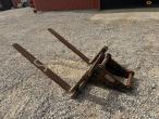 JST pallet forks with excavator hitch 6