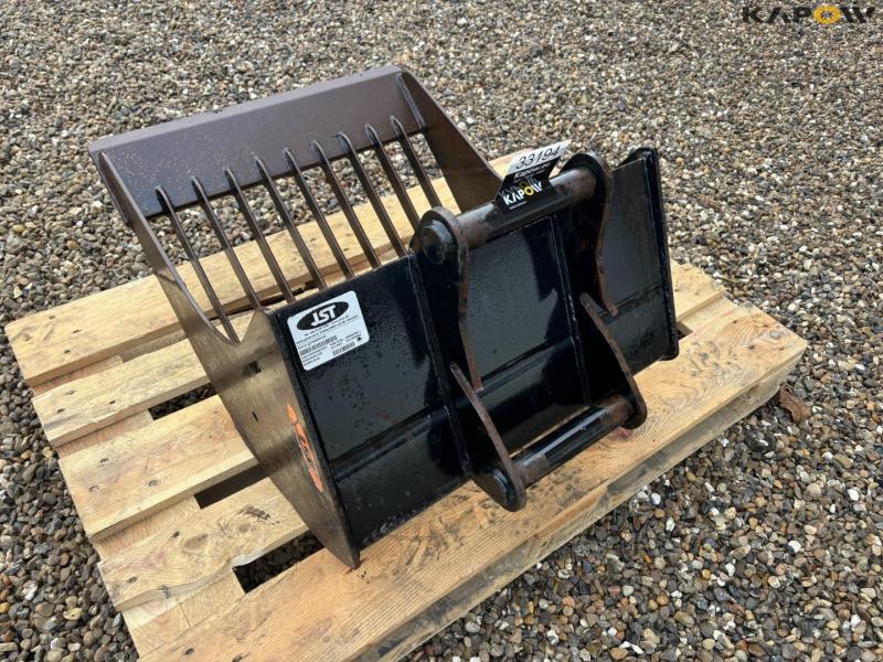 JST skeleton bucket with S40 hitch 9