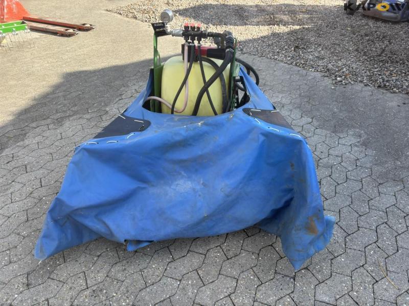 Christmas tree sprayer 6