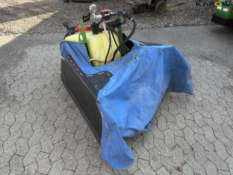 Christmas tree sprayer 7