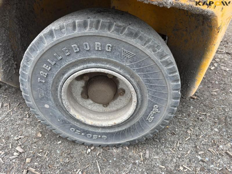 Jungheinrich 425 330ZT forklift diesel 29