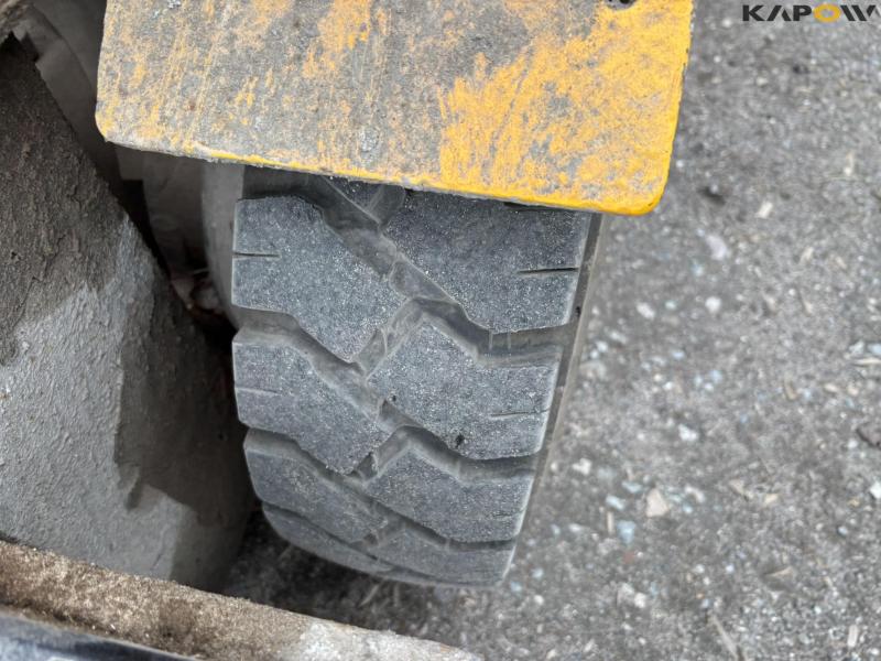 Jungheinrich 425 330ZT forklift diesel 35