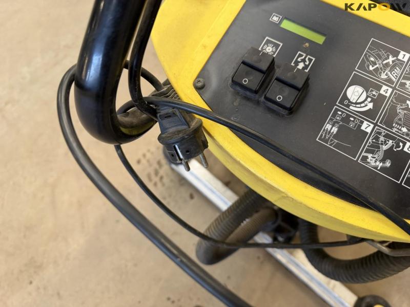 Kärcher BR 530 XL Bp floor scrubber 15