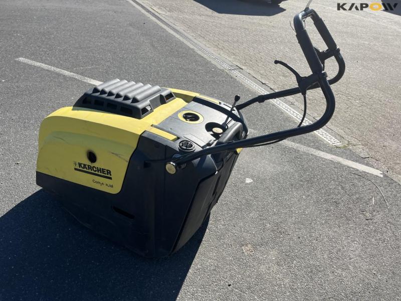 Kärcher KM75/40W sweeper 7