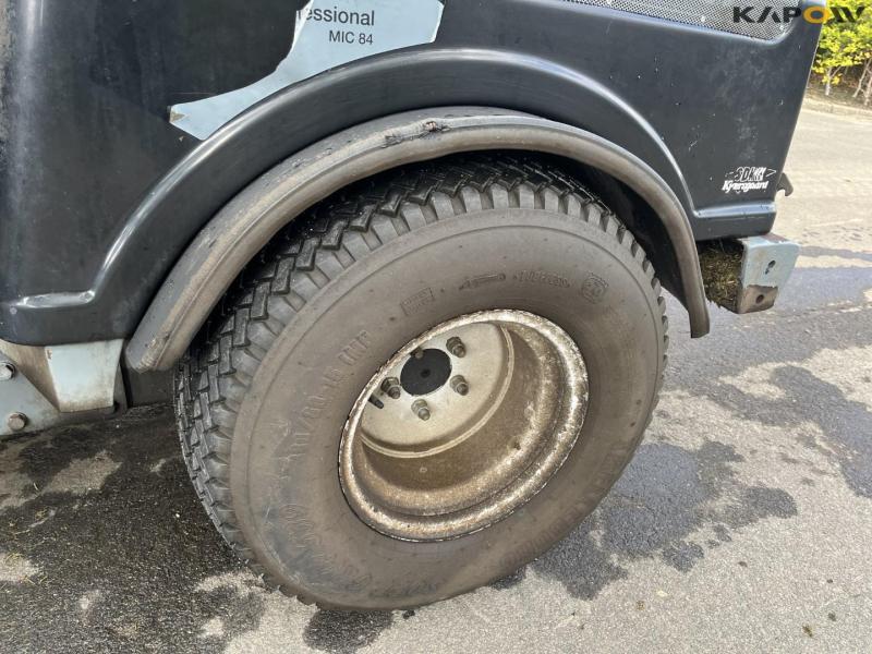 Kärcher MIC 84 tool carrier 9