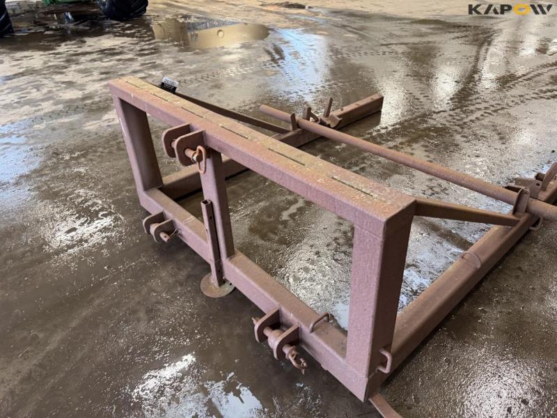 Cable spreader with three points 12