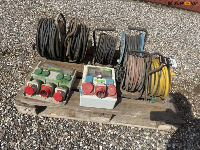 Cable reels and electrical panels 2