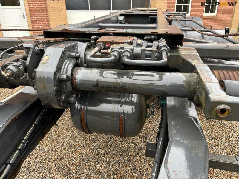 Trailer with multilift hooklift 17