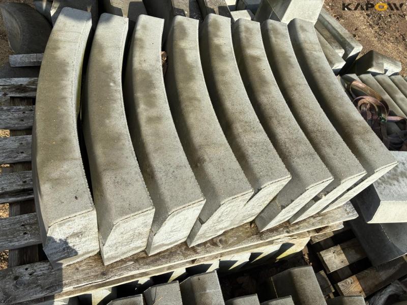 Curbstones - several models 18