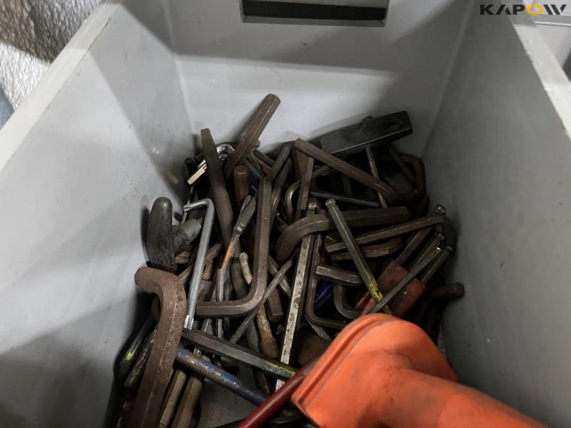 Boxes with tools and spare parts 18