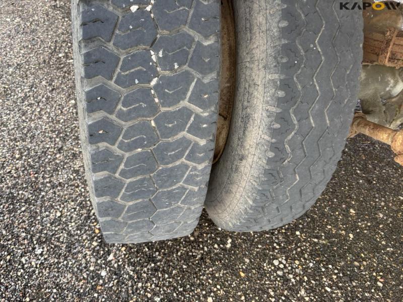 Kel-Berg flat/straw wagon 13.6 meters 25