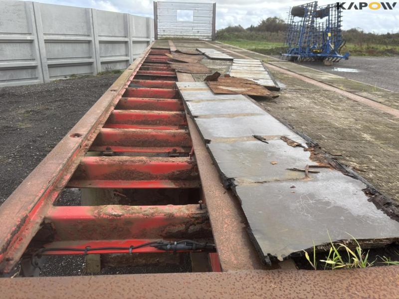 Kel-Berg flat/straw wagon 13.6 meters 83