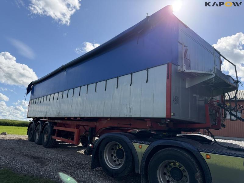 Kel-Berg tipper trailer with tarpaulin 3