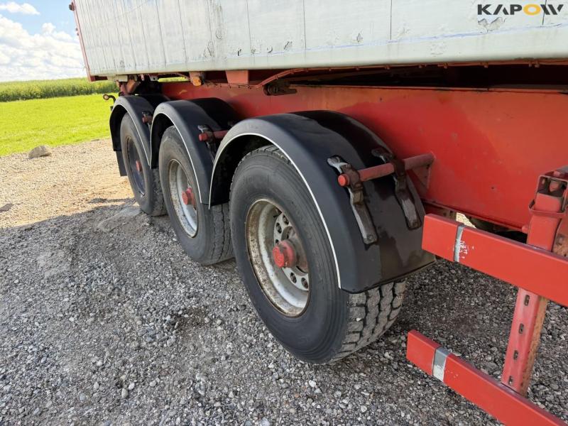 Kel-Berg tipper trailer with tarpaulin 26