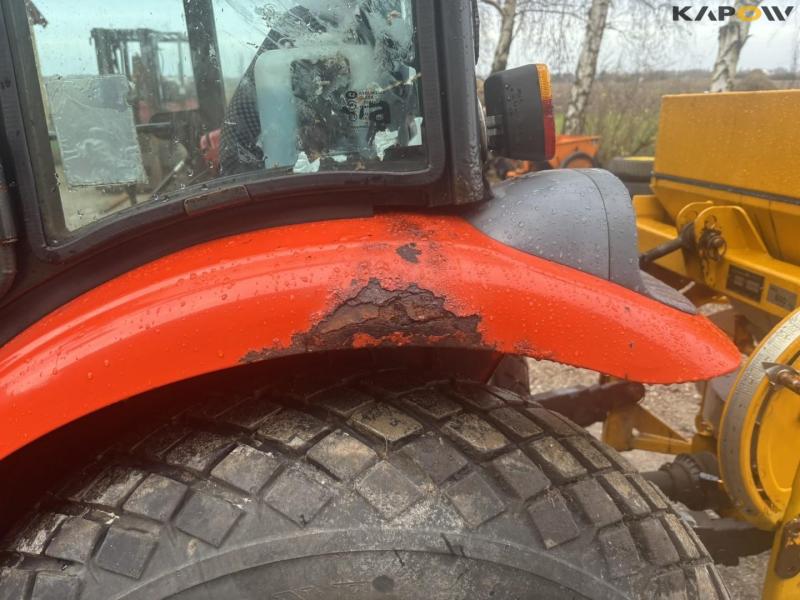 Kioti CK35 HST tractor 44