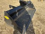 Kirk bucket with bucket holder S30/150 hitch 11