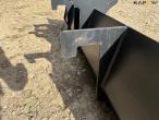 Kirk bucket with bucket holder S30/150 hitch 20