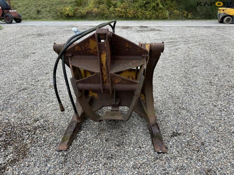 Trunk claw with Volvo hitch 6