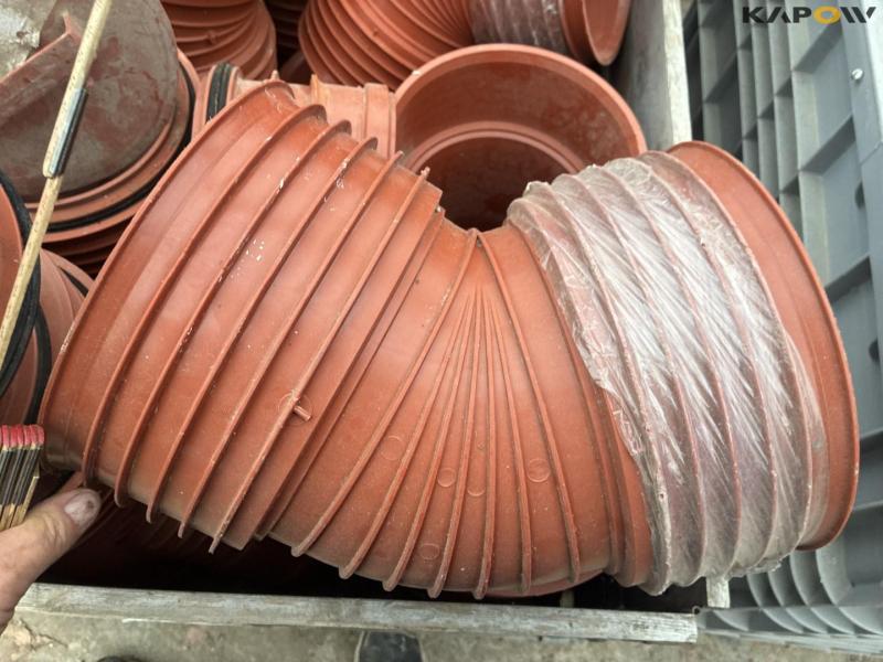 Sewer fittings and manholes 17