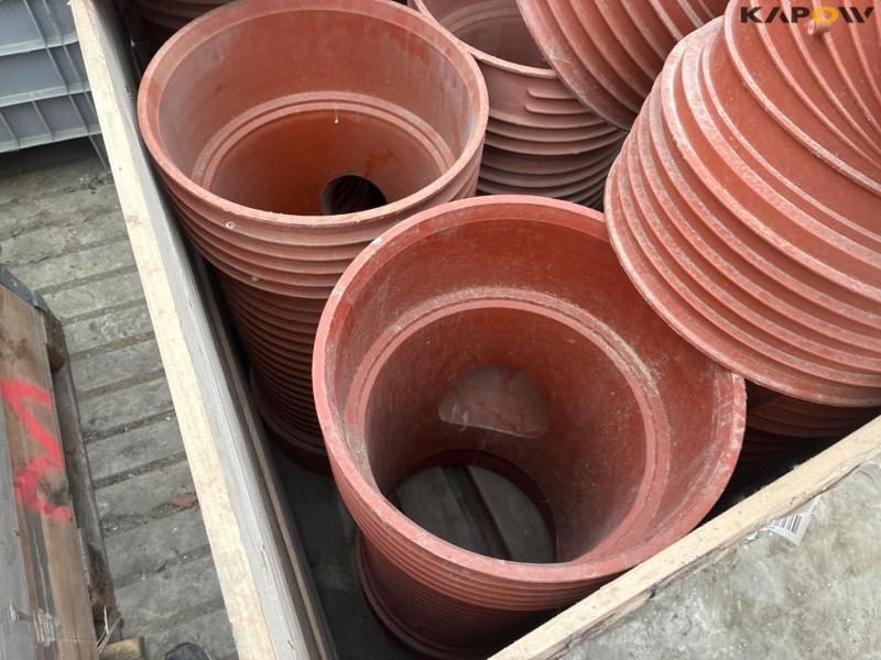 Sewer fittings and manholes 83