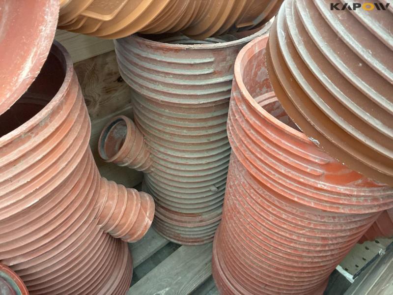 Sewer fittings and manholes 91