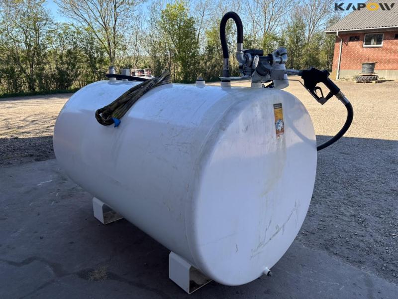 KN forge and container factory C3A 2500 liter diesel tank 5