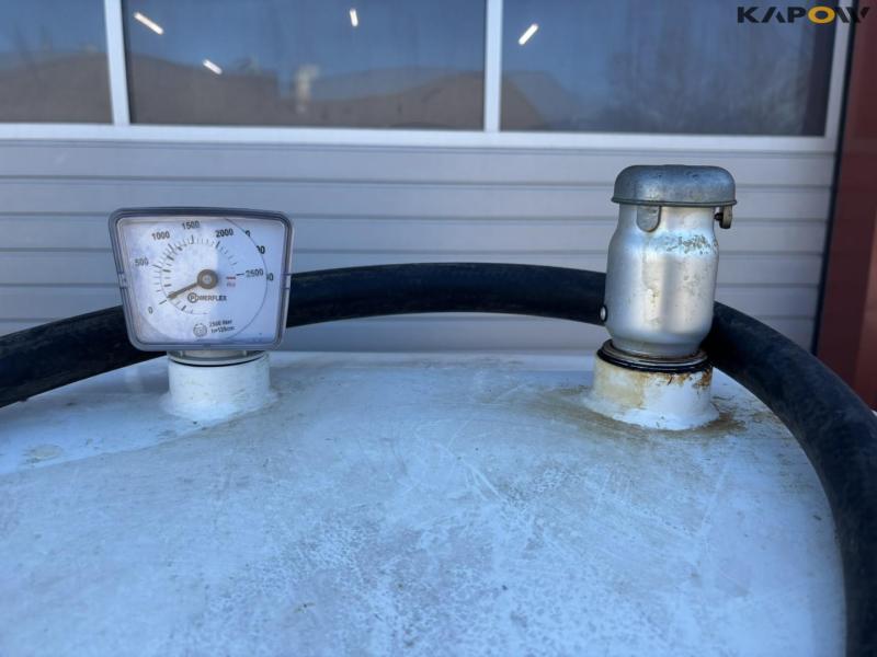 KN forge and container factory C3A 2500 liter diesel tank 10