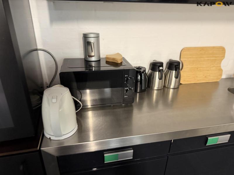 Kitchen Island and Kitchen Accessories 17