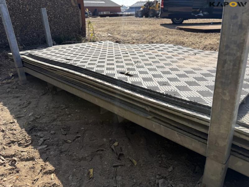Gground protection mats 9 pcs. + holder 9