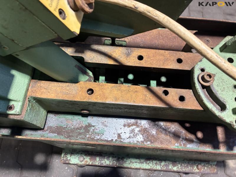 Cold saw 7